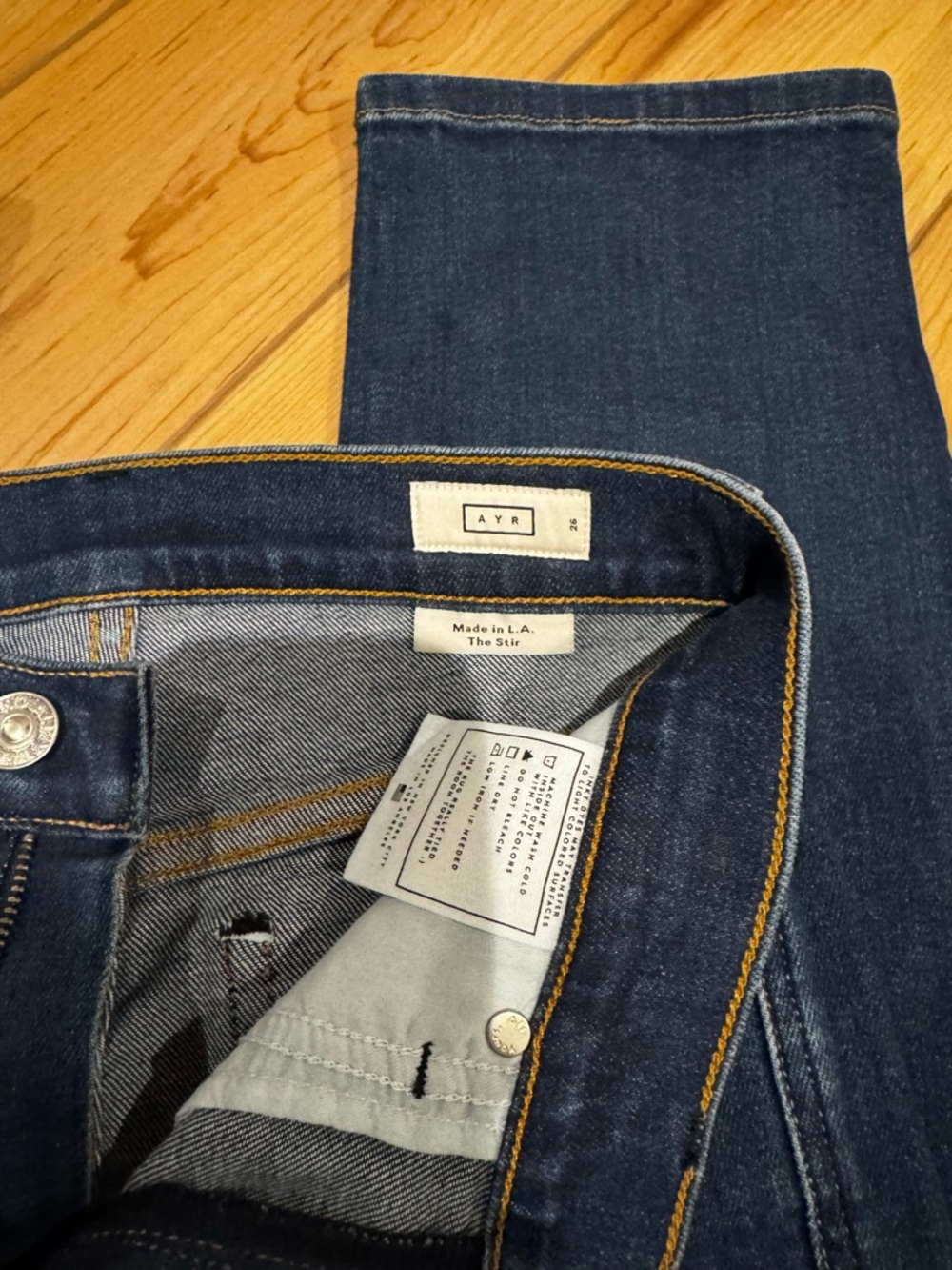 AYR The Stir Jeans 26 - Picture 2 of 3